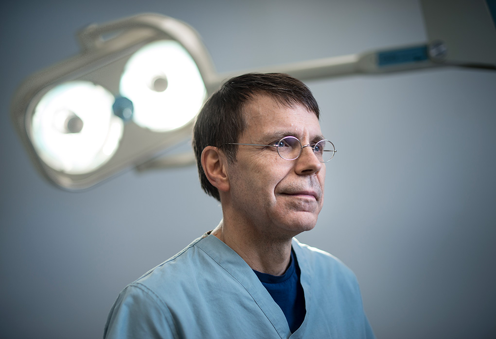 Dr. Paul Binhammer, plastic surgeon, Complex Combined Upper Extremity Clinic at Sunnybrook.